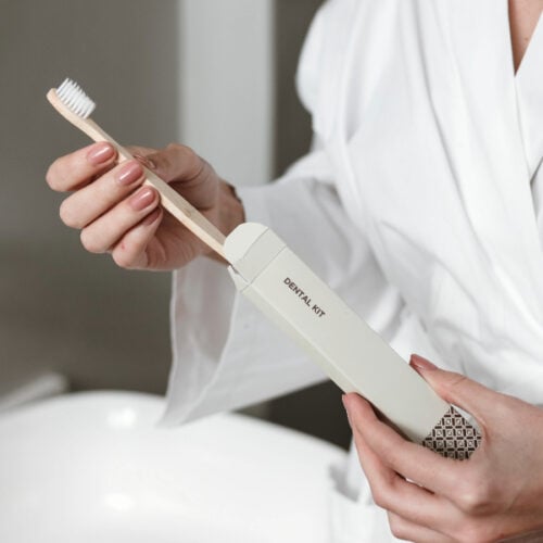 DENTAL KITS