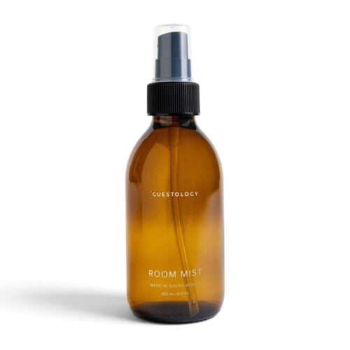 Guestology_200ml_amberglass_roommist_front Large