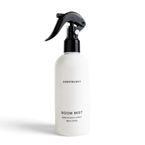 Guestology_300ml_white_roommist_trigger_front